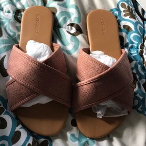 Le Chareau sandals